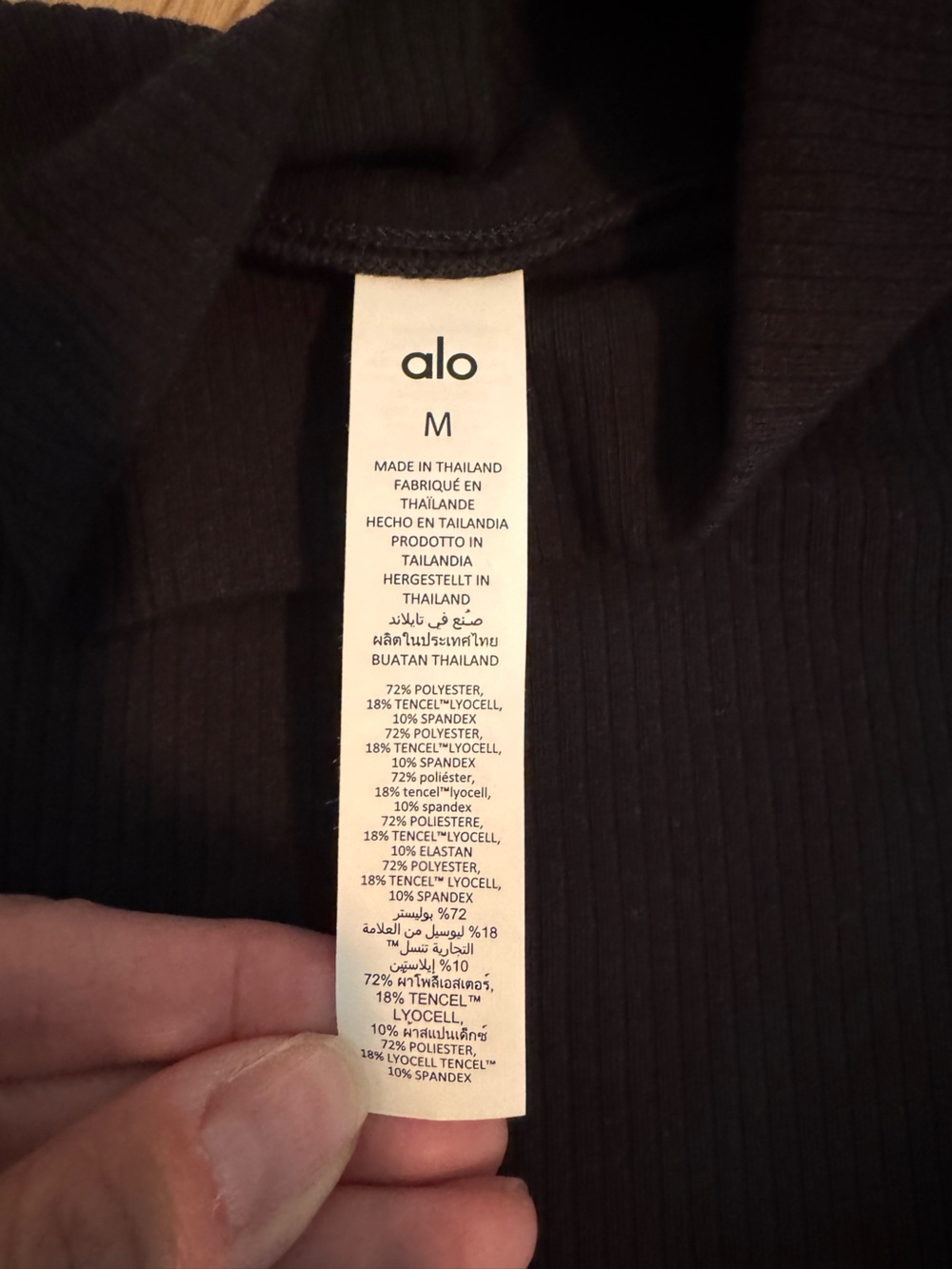 New Alo Ribbed Long-Sleeve Mock Neck Top - Black Size M - Picture 5 of 7